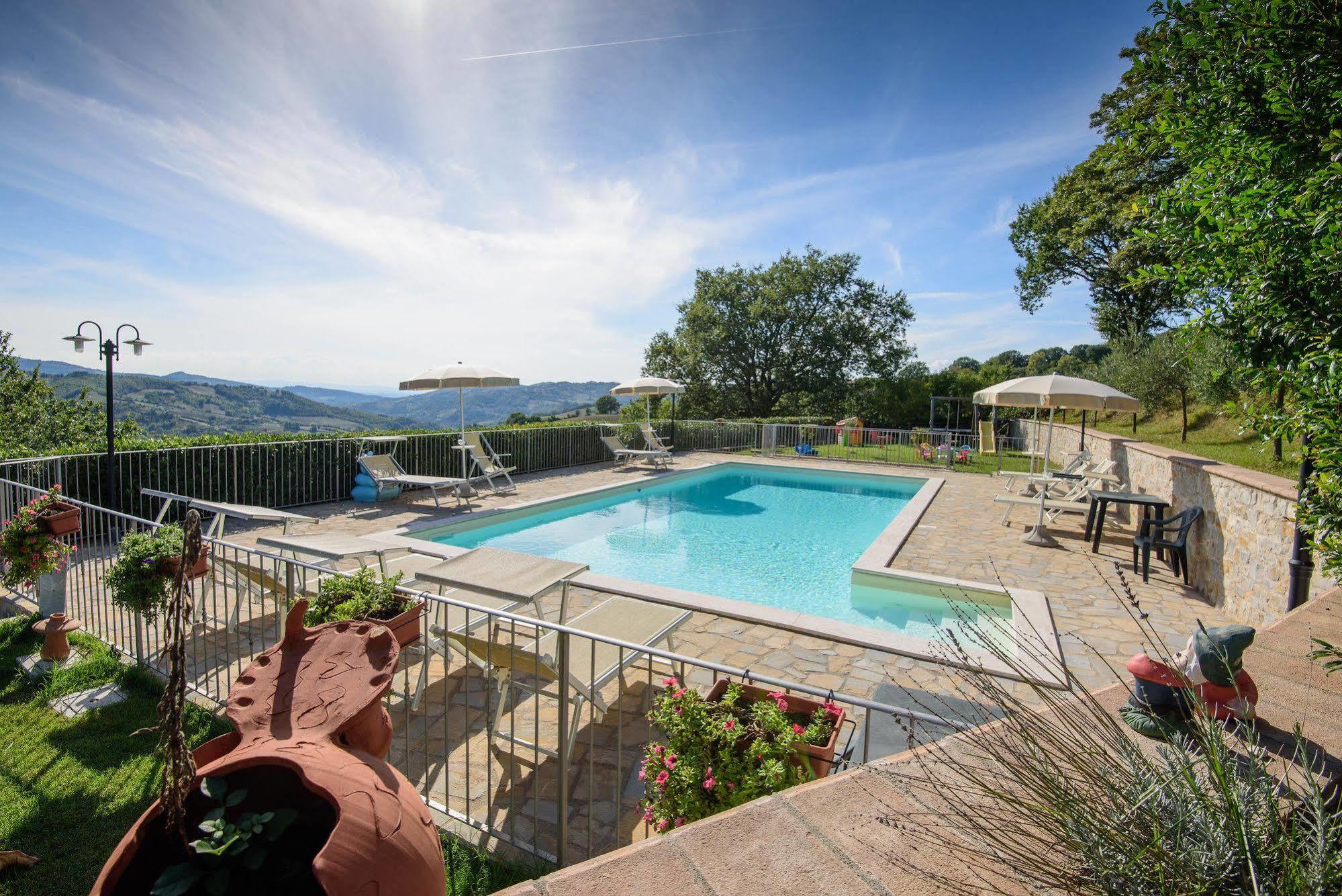 Agriturismo La Coccinella Valfabbrica ภายนอก รูปภาพ