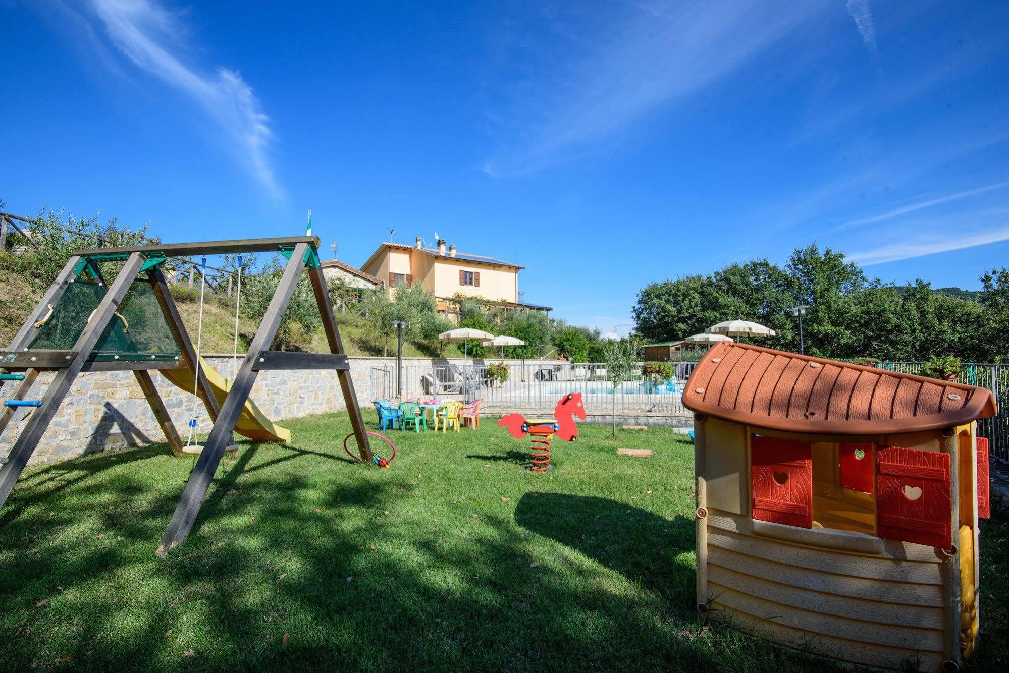 Agriturismo La Coccinella Valfabbrica ภายนอก รูปภาพ